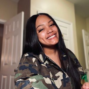 Meet your Posher, Mariah